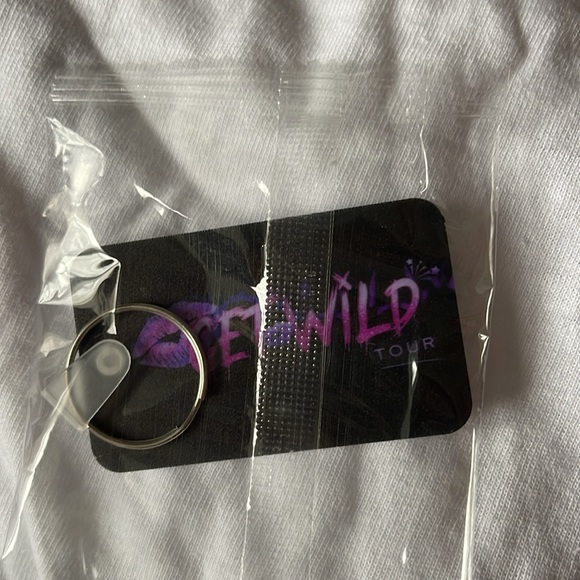 Girl’s Night Out Set - Picture 10 of 12